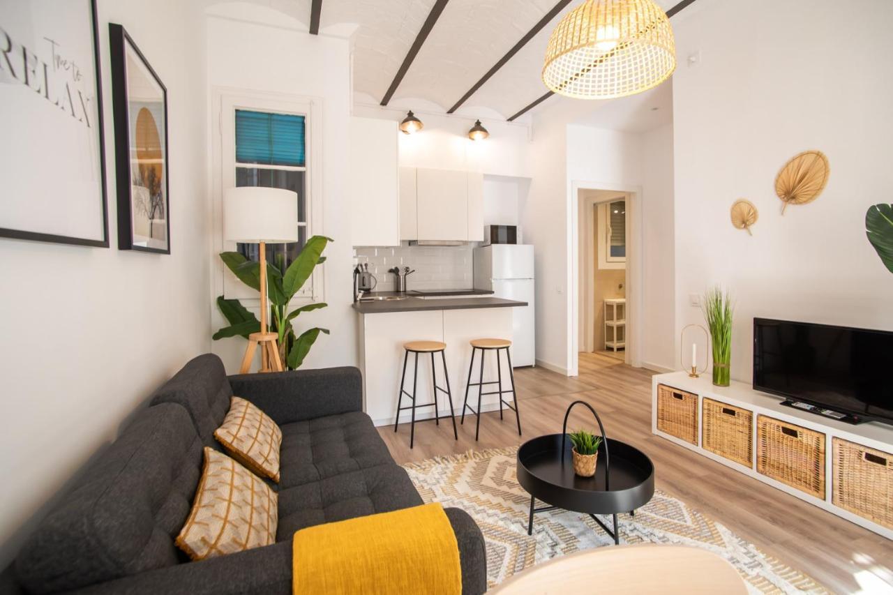 12par1003 - Luminoso Piso En Paralelo Appartement Barcelona