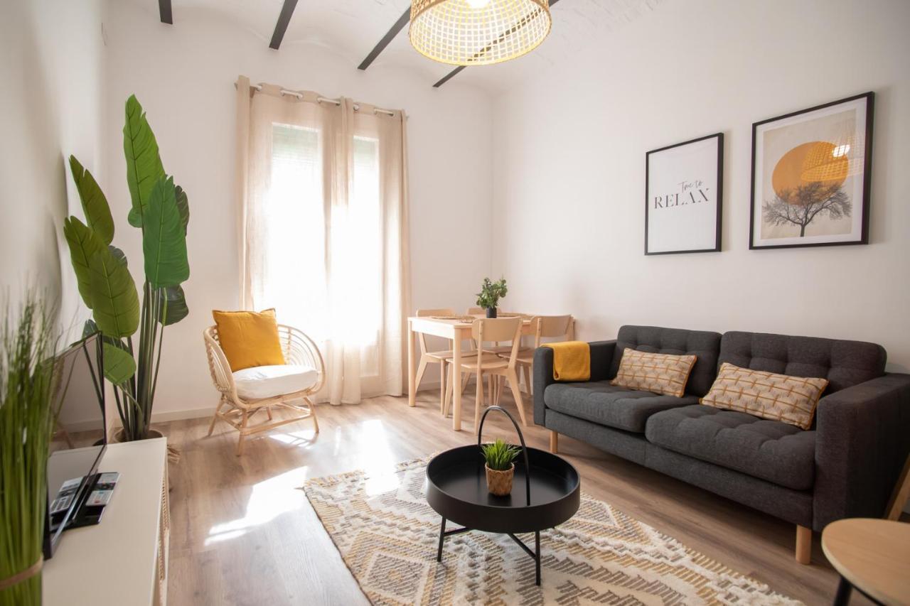 12par1003 - Luminoso Piso En Paralelo Appartement Barcelona